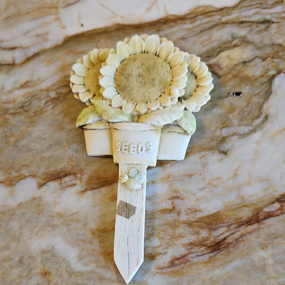Vintage Sunflower Garden Marker